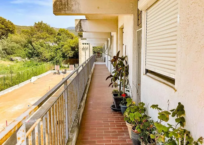 Francesca - Beach By Foot Terrace - By Tgb
